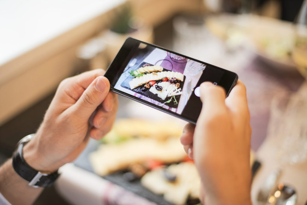 The benefits of sending pictures by using VAWSUM. The benefits of sending pictures by using VAWSUM.
